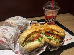 -The Habit Burger Grill 哈比特汉堡(爱琴海店)