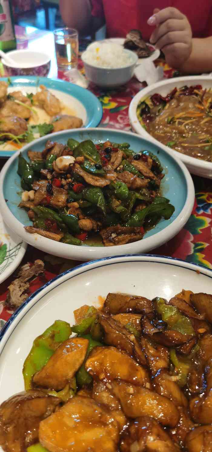 7号院烧鸽子(门头沟店)-"和老公来门头沟玩,王平附近没有啥吃饭的地.