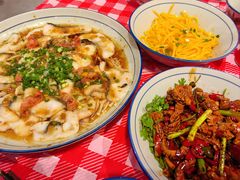 -荆九爷爆炒桥头三嫩(云南北路店)