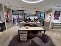 -法国娇兰精品店