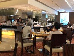 -上海西藏大厦万怡自助餐厅(徐汇店)