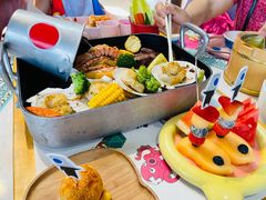 -水桶王国主题餐厅·聚会·生日派对·亲子活动·家庭套餐(亚龙湾希尔顿店)