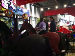-嗨翻Hi-Fun竞技主题乐园·蹦床团建生日聚会(五棵松华熙店)