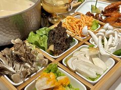 -煲王粤菜餐厅(中侨中心店)