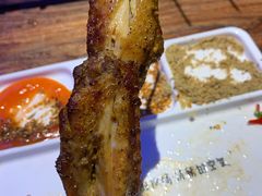 麻辣鸡翅-三个蒙古大叔羊肉串(大宁店)