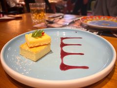 -米德维奇俄式西餐厅(西六道街店)