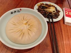 -裕兴记•蟹黄面馆(人民广场店)