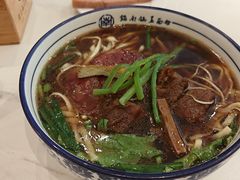 -镇南锅盖面馆(解放路店)