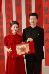-喜爱高定婚纱摄影