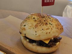 -必胜客(航洋国际店)