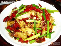 麻辣板筋-通乐簋街小龙虾(老店)