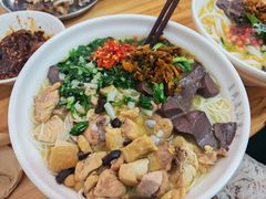 -文山荷鲜居(翠湖店)