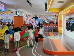 -乐多星球潮玩中心(沈阳嘉里城店)