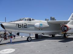 -中途岛号航空母舰博物馆