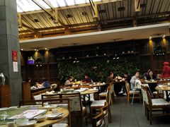 -阿瓦山寨·湘菜现炒·剁椒鱼头王(咸阳总店)