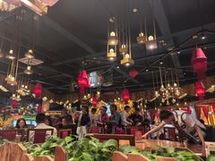 -老滇山寨•云南特色菜•地方菜•民族风情歌舞表演(金碧店)