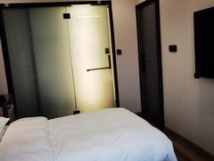 -上海怡沁园度假酒店