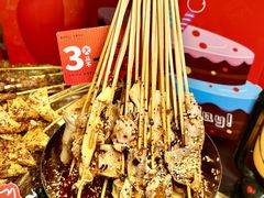 -何师烧烤Pro ··江湖川菜·小龙虾·精酿啤酒(太古里旗舰店)