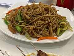 羊肉炒粉条-那达慕蒙古风味酒楼