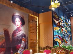 -老滇山寨•云南特色菜•地方菜•民族风情歌舞表演(金碧店)