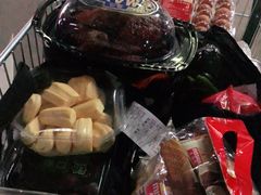 -盒马X会员店(王府井奥莱UP TOWN店)