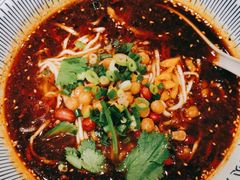 -遇见小面(东方宝泰店)