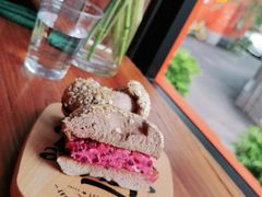 -Catch Bagel(芳草地店)