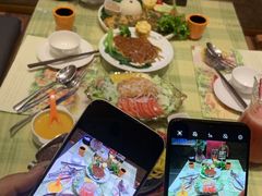 -月亮眼花园餐厅书吧酒吧