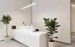 -雪中彩影婚纱摄影·微光艺术中心