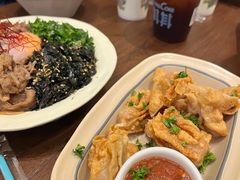 -CowCow其其·牛杂咖啡公司(六运店)