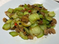 -鄱阳湖·江西小炒·瓦罐煨汤(五道口店)