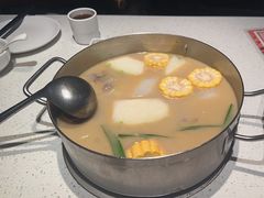 -肥仔文澳门猪骨煲(南京西路店)