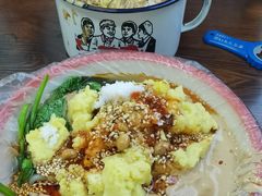 -嘎嘎香·大茶缸麻辣烫