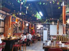 大堂-·缸桶屋·韩式牛肋条自助烤肉(西湖D11店)