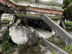 -四川汶川特大地震漩口中学遗址