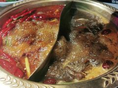 -麻辣英雄重庆火锅(二城广场店)