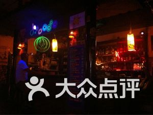 重庆酒吧排名_重庆辰色酒吧