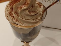 乌龙一场冰淇淋-奈雪的茶(新天地广场PRO店)