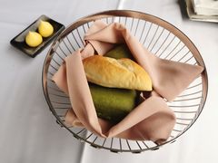 餐前面包-Kathleen's Waitan 凯圣琳江景西餐厅(外滩店)