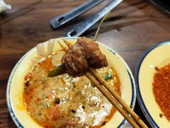 -签多多串串香火锅
