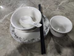 -四川小胡子海鲜(丁村万人海鲜广场店)