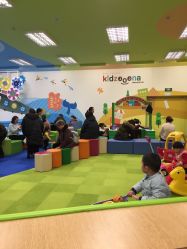-莫莉幻想儿童乐园(武汉经开永旺店)