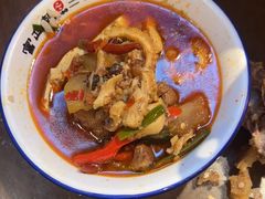 -富正毅三下锅·湘西韵味(天门山索道店)