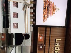 -Laderach 莱德拉(上海环贸iapm店)