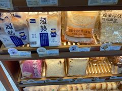 -全家便利店(桂平路店)