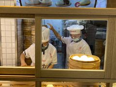 面包甜点陈列柜-新名仕(仙霞路店)