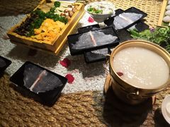 -慢丽江·云南野生菌土鸡锅(付家庄店)