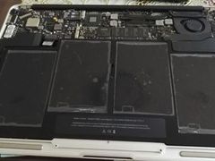 -Apple Store苹果手机电脑售后维修中心(浦东店)