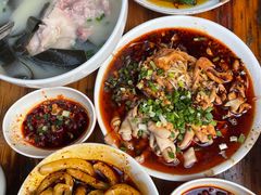 -中和裴氏蹄花(府河路店)