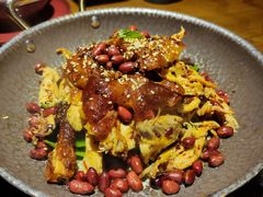 手撕扁担鸡-吃饭皇帝大土家民族菜(正大广场店)